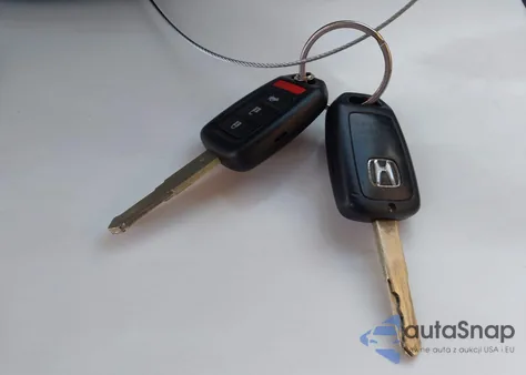 2015 Honda Civic Lx z USA, uszkodzony, nr VIN 2HGFB2F55FH516525